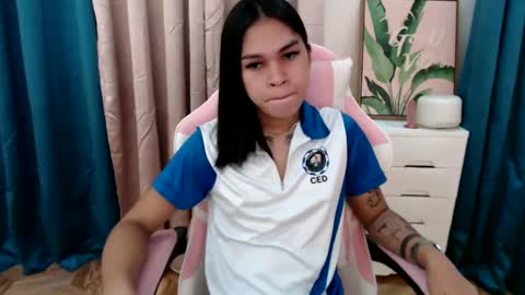 Snapshot of ursweet_zeviixx chatting on 02/08/25, 01:11 ursweet_zeviixx online show from 02/08/25, 01:11