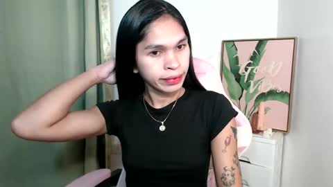 Snapshot of ursweet_zeviixx chatting on 10/20/25, 08:37 ursweet_zeviixx online show from 10/20/25, 08:37