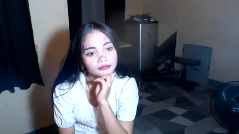 Snapshot of ursweetdesire08 chatting on 06/17/26, 04:48 ursweetdesire08 online show from 06/17/26, 04:48