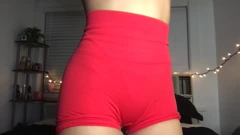 Lily online show from 11/07/25, 01:49