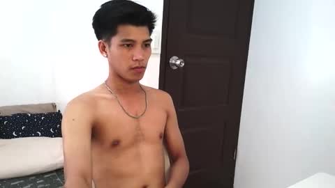 ursweetie_boy online show from 03/19/26, 06:06