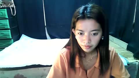 urtinypinay online show from 12/27/24, 05:52
