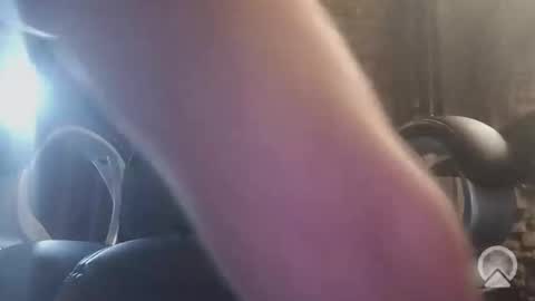 urukai79 online show from 11/25/25, 10:37