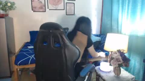 Ashley Kate Mateo Gray online show from 01/21/25, 09:35