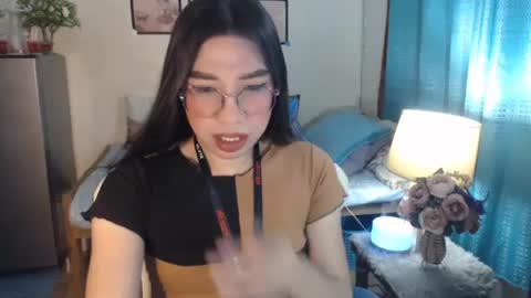 Ashley Kate Mateo Gray online show from 02/19/25, 06:33