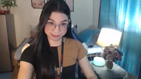 Ashley Kate Mateo Gray online show from 02/25/25, 10:04
