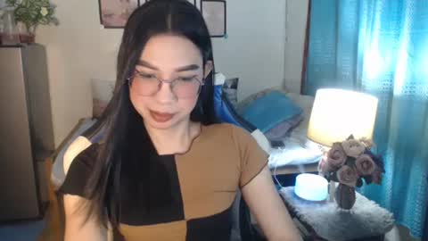Ashley Kate Mateo Gray online show from 03/12/25, 11:20