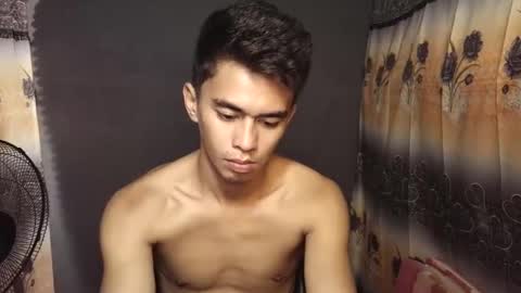 Snapshot of urwild_fuckerxx chatting on 03/18/26, 01:42 urwild_fuckerxx online show from 03/18/26, 01:42