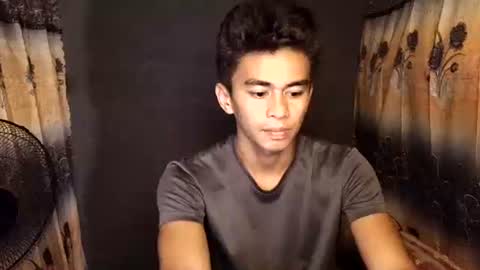 Snapshot of urwild_fuckerxx chatting on 04/01/26, 08:37 urwild_fuckerxx online show from 04/01/26, 08:37