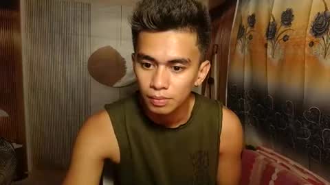 Snapshot of urwild_fuckerxx chatting on 04/21/26, 08:42 urwild_fuckerxx online show from 04/21/26, 08:42