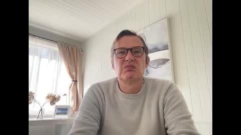 Snapshot of usablemale chatting on 02/26/25, 10:09 P online show from 02/26/25, 10:09