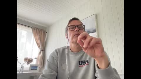 Snapshot of usablemale chatting on 03/04/25, 05:03 P online show from 03/04/25, 05:03