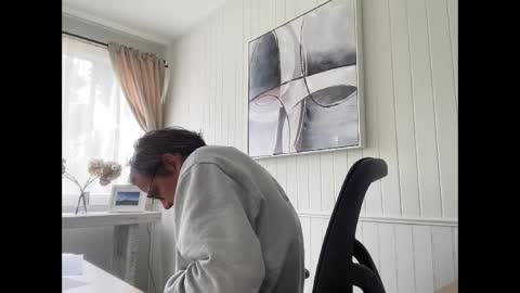 Snapshot of usablemale chatting on 03/04/25, 08:05 P online show from 03/04/25, 08:05