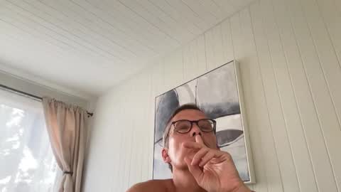 Snapshot of usablemale chatting on 09/25/25, 01:31 P online show from 09/25/25, 01:31