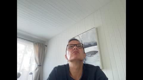 Snapshot of usablemale chatting on 10/07/25, 04:37 P online show from 10/07/25, 04:37