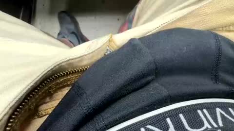 Snapshot of usabound chatting on 04/28/26, 10:37 usabound online show from 04/28/26, 10:37