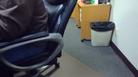 useemie online show from 01/31/25, 08:12