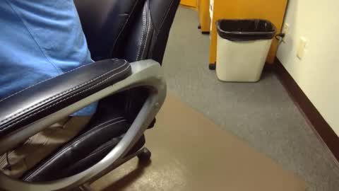 useemie online show from 02/11/25, 11:01