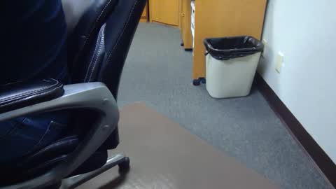 useemie online show from 02/17/25, 10:47