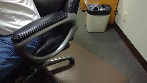 useemie online show from 10/20/25, 11:16