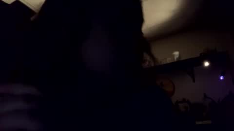 usefulhole online show from 10/29/25, 04:42