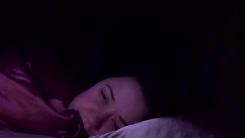 usefulhole online show from 11/01/25, 04:47