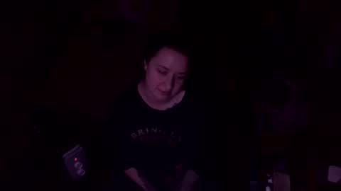 usefulhole online show from 11/15/25, 11:54