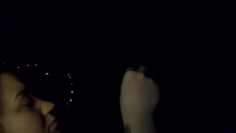 usefulhole online show from 12/16/25, 12:15