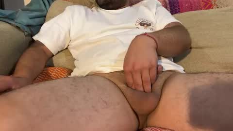 Snapshot of user1990jr chatting on 12/30/24, 03:47 user1990jr online show from 12/30/24, 03:47