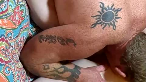 Snapshot of usfuk69 chatting on 10/09/25, 11:52 usfuk69 online show from 10/09/25, 11:52