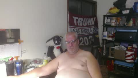 Eric online show from 10/25/25, 02:41