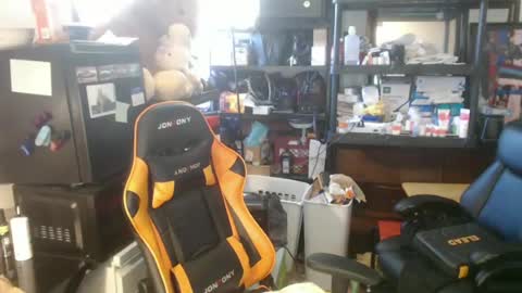 Snapshot of usgoober chatting on 06/14/26, 12:40 Eric online show from 06/14/26, 12:40