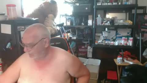Snapshot of usgoober chatting on 06/18/26, 12:53 Eric online show from 06/18/26, 12:53