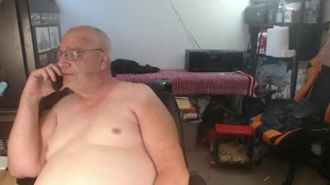 Snapshot of usgoober chatting on 07/20/26, 12:18 Eric online show from 07/20/26, 12:18
