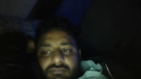 Snapshot of usman184 chatting on 01/08/25, 11:52 Mian184 online show from 01/08/25, 11:52