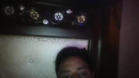 Snapshot of usman184 chatting on 02/23/25, 08:06 Mian184 online show from 02/23/25, 08:06