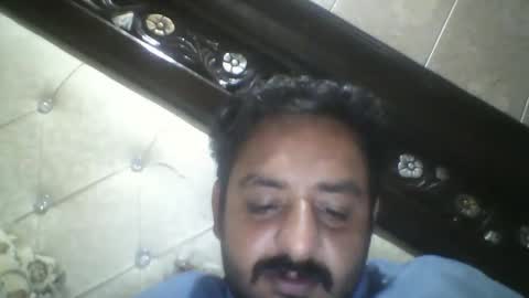 Snapshot of usman184 chatting on 09/13/25, 02:39 Mian184 online show from 09/13/25, 02:39