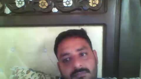 Snapshot of usman184 chatting on 09/22/25, 09:55 Mian184 online show from 09/22/25, 09:55