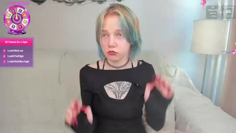 Snapshot of ustic_1 chatting on 07/19/26, 03:49 Haven online show from 07/19/26, 03:49