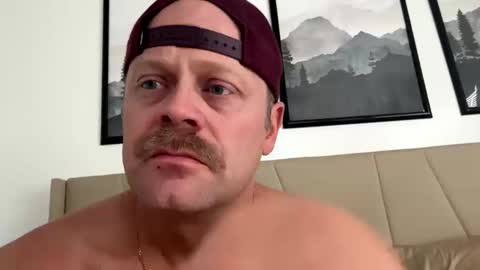 Snapshot of utah4fub4 chatting on 10/10/25, 10:09 utah4fub4 online show from 10/10/25, 10:09