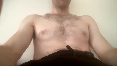 Snapshot of uverinc chatting on 01/04/25, 05:58 Uverinc online show from 01/04/25, 05:58