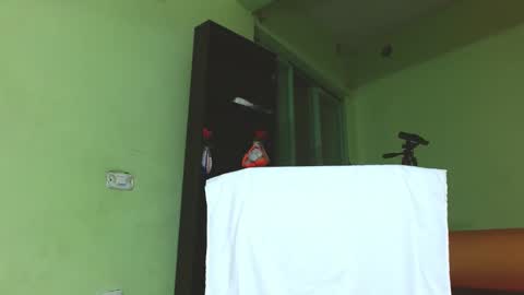 Snapshot of uzaki_007 chatting on 12/02/24, 08:09 uzaki_007 online show from 12/02/24, 08:09