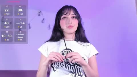 Snapshot of v1cky_ chatting on 11/24/25, 11:37 v1cky_ online show from 11/24/25, 11:37