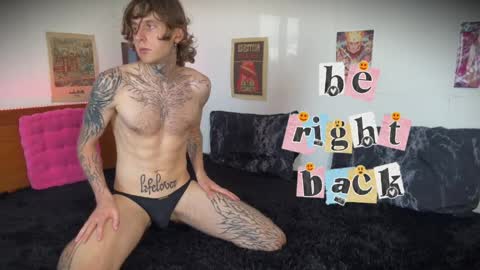 Snapshot of v1ctorwayne chatting on 04/10/26, 02:50 v1ctorwayne online show from 04/10/26, 02:50