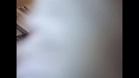 v3ck3r online show from 04/09/26, 02:33