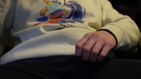 v_for_veng online show from 12/23/24, 08:11