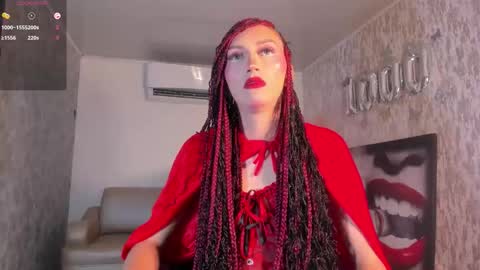 Snapshot of v_suckscock chatting on 10/20/25, 01:55        online show from 10/20/25, 01:55