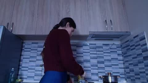 Valensiya online show from 03/01/26, 10:28