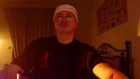 Snapshot of vacation__ chatting on 02/13/25, 05:11 vacation__ online show from 02/13/25, 05:11