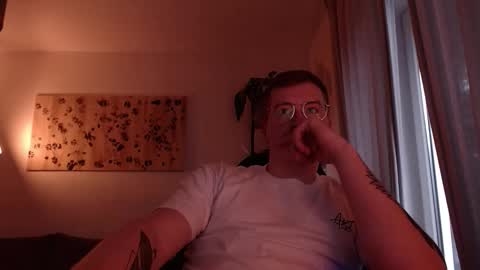 Snapshot of vacation__ chatting on 10/09/25, 03:54 vacation__ online show from 10/09/25, 03:54